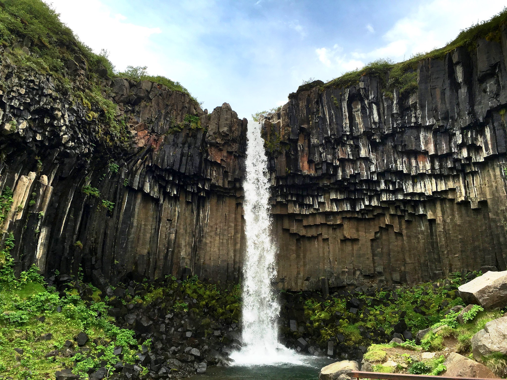 CASCADA BONITA ISLANDIA  ¿Es esta la cascada más bonita del mundo
